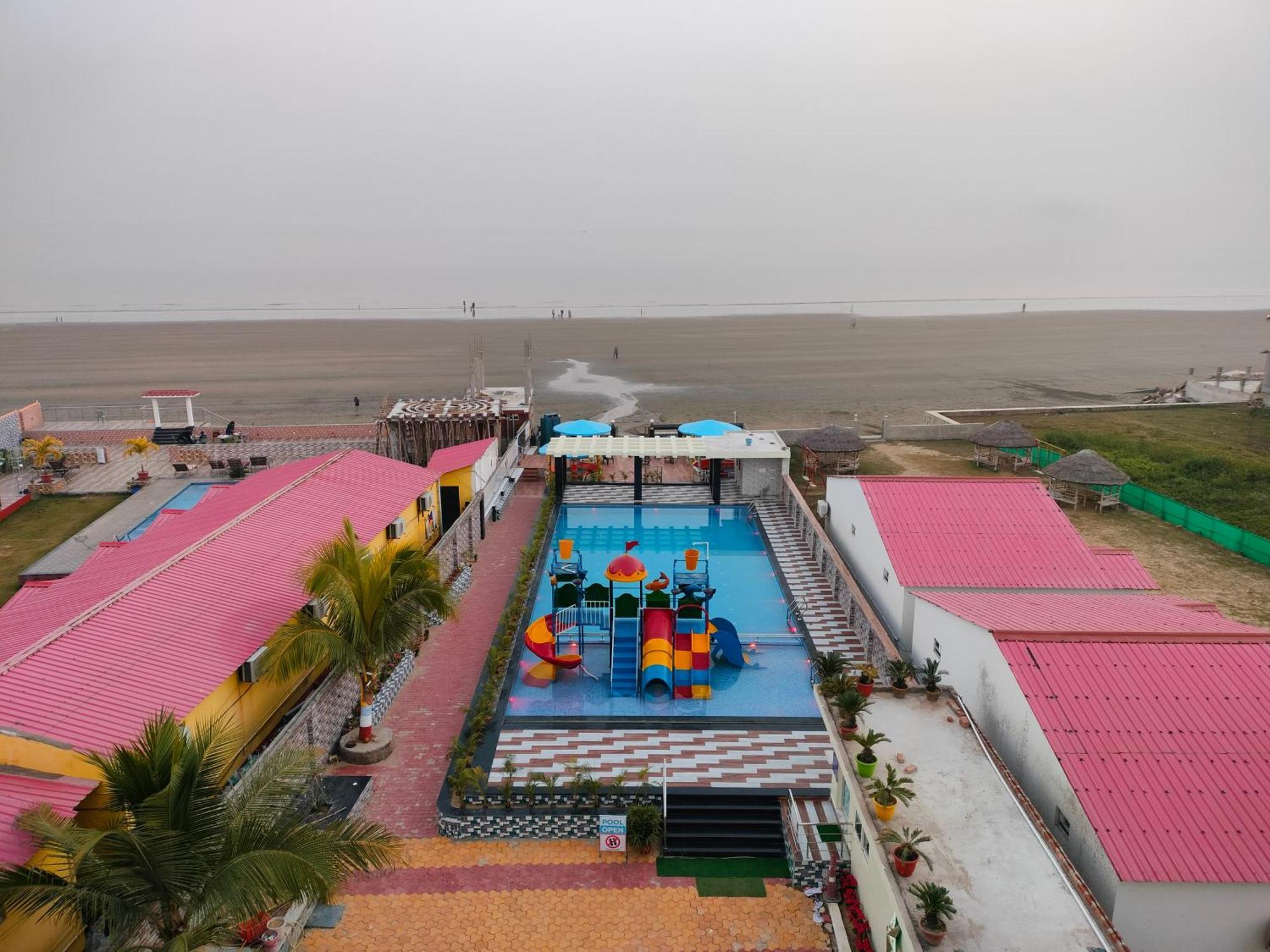 Hindusthan Inn - On Beach Мандармані Екстер'єр фото