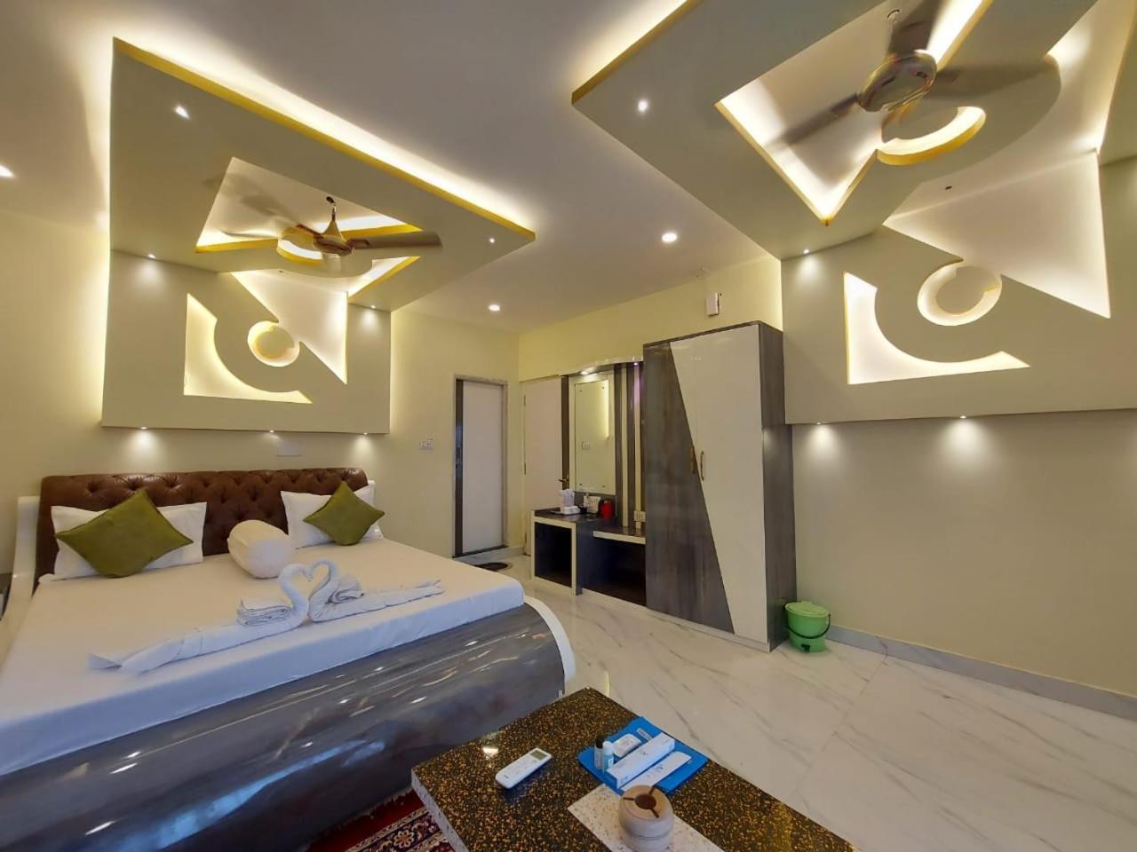Hindusthan Inn - On Beach Мандармані Екстер'єр фото